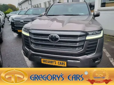 Neu Toyota Land Cruiser Premium 306 PS (225 kW) 2026 Gunmetal grey metallic SUV
