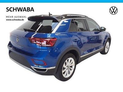 Second-hand VW T-Roc Style 150 CP (110 kW) 2025 Albastru SUV
