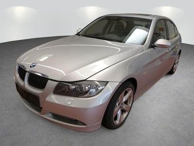 Usata BMW 330 Sport Line 231 CV (169 kW) 2006 Argento Berlina