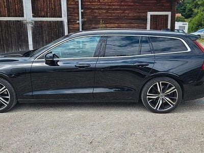 Gebraucht Volvo V60 Inscription 253 PS (186 kW) 2020 Schwarz Kombi
