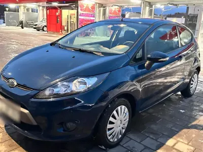 Gebraucht Ford Fiesta 96 PS (70 kW) 2009 Blau Kleinwagen