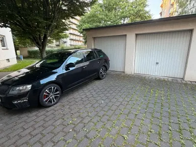 Gebraucht Skoda Octavia vRS 184 PS (135 kW) 2015 Schwarz Kombi