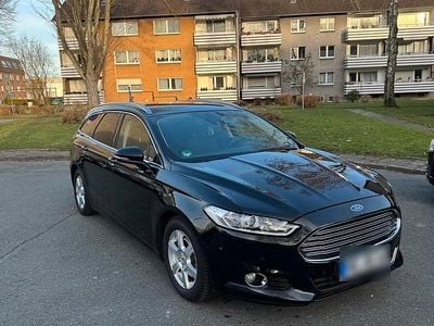 Gebraucht Ford Mondeo Titanium 150 PS (110 kW) 2016 Schwarz Kombi