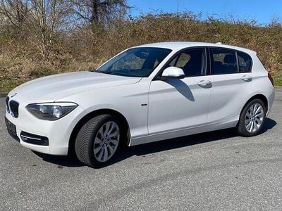 Gebraucht BMW 116 Sport Line 116 PS (85 kW) 2014 Weiß Kleinwagen