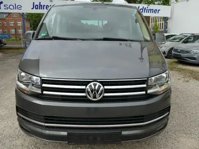 Gebraucht VW Multivan 150 PS (110 kW) 2018 Grau Van / Kleinbus