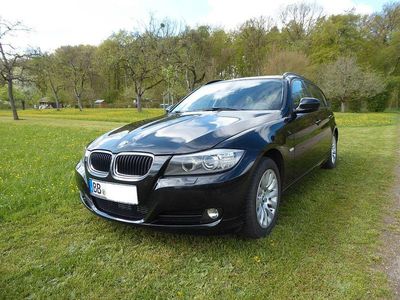 Second-hand BMW 320 Lifestyle 184 CP (135 kW) 2012 Negru Break