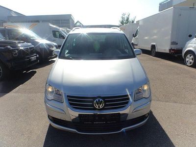 Silber Gebraucht 2007 VW Touran Highline Van / Kleinbus | 4.499 € (Teuer)