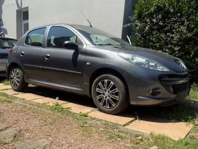 Gebraucht Peugeot 206 75 PS (55 kW) 2009 Grau Limousine