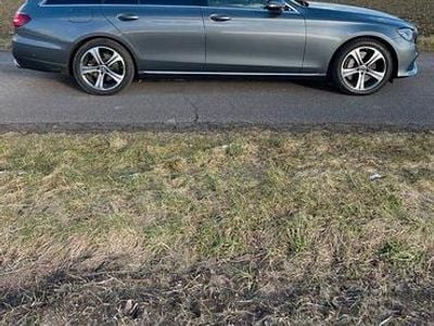 Mercedes E350