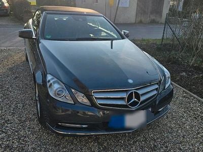 Usata Mercedes E350 231 CV (169 kW) 2011 Grigio Cabrio
