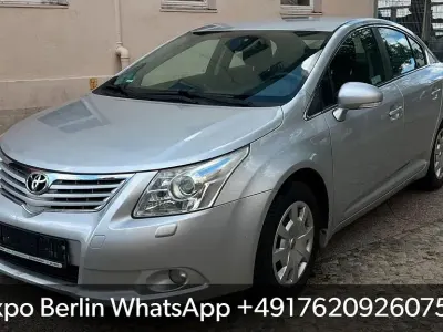 Gebraucht Toyota Avensis Sol 132 PS (97 kW) 2009 Grau Limousine