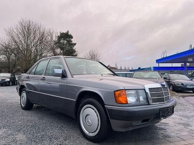 Second-hand Mercedes 190 132 CP (97 kW) 1988 Gri Berlinǎ