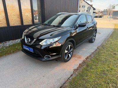 Gebraucht Nissan Qashqai 360º 116 PS (85 kW) 2016 Schwarz SUV