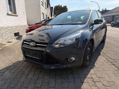 Gebraucht Ford Focus Titanium 116 PS (85 kW) 2012 Grau Limousine