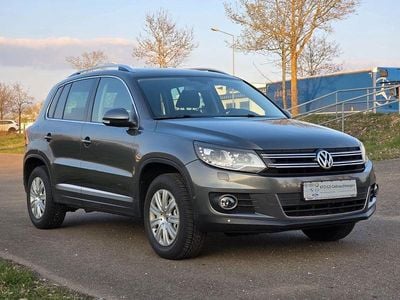 Gebraucht VW Tiguan Sportline 122 PS (89 kW) 2012 Grau SUV