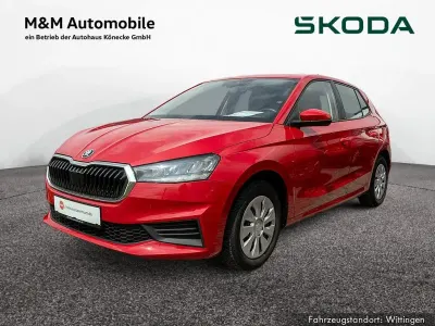 Gebraucht Skoda Fabia Selection 80 PS (58 kW) 2023 Velvet rot Kleinwagen