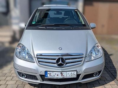 Usata Mercedes A200 Avantgarde 136 CV (100 kW) 2011 Argento Berlina