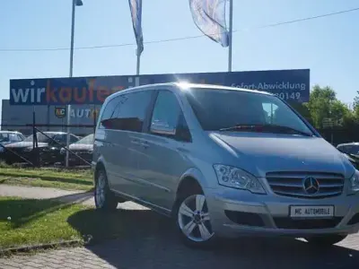 Begagnad Mercedes Viano Edition 163 HK (119 kW) 2011 Silver Minibuss