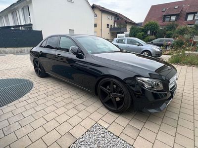 Mercedes E200