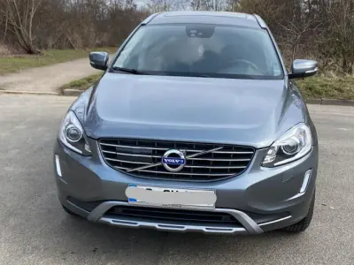 Usata Volvo XC60 150 CV (110 kW) 2017 Grigio SUV