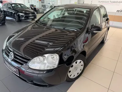 Gebraucht VW Golf IV Trendline 75 PS (55 kW) 2005 Schwarz Limousine