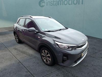 Grau Gebraucht 2021 Kia Stonic SUV | 18.088 €