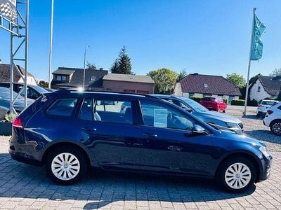 Gebraucht VW Golf VII 110 PS (80 kW) 2017 Blau Kombi