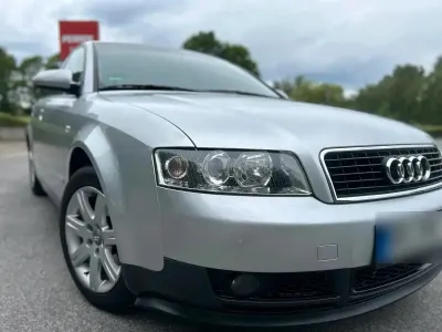 Gebraucht Audi A4 130 PS (95 kW) 2002 Grau Limousine