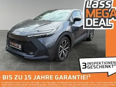 Gebraucht Toyota C-HR 140 PS (102 kW) 2025 Grau SUV