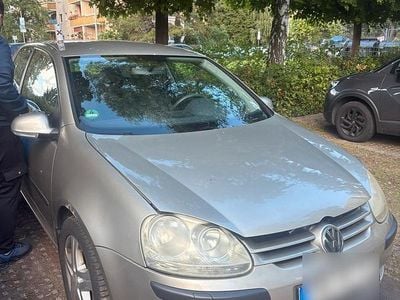 VW Golf V