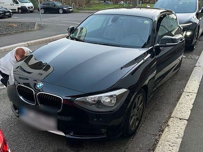 Gebraucht BMW 116 Efficient Dynamics 116 PS (85 kW) 2013 Schwarz Kleinwagen