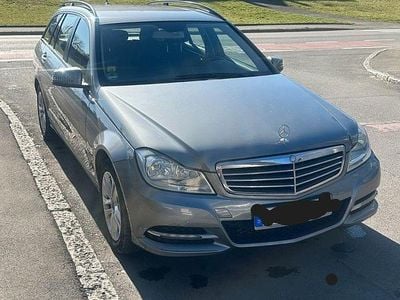 Gebraucht Mercedes C220 170 PS (125 kW) 2012 Grau Kombi