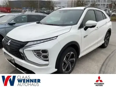 Używany Mitsubishi Eclipse Cross Plus 188 KM (138 kW) 2022 Biały SUV