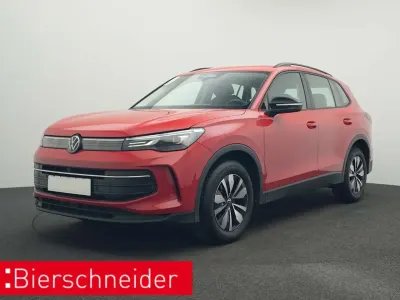 Gebraucht VW Tiguan Goal 150 PS (110 kW) 2025 Rot SUV