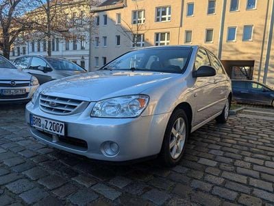 Gebraucht Kia Cerato LX 105 PS (77 kW) 2006 Limousine