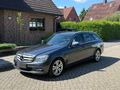 Używany Mercedes C320