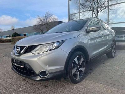 Gebraucht Nissan Qashqai 116 PS (85 kW) 2015 Grau SUV