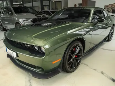Gebraucht Dodge Challenger 377 PS (277 kW) 2020 Grün Coupé