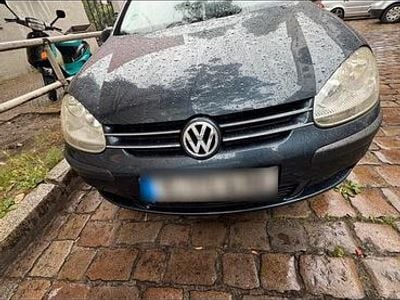 Gebraucht VW Golf V 102 PS (75 kW) 2006 Blau Kleinwagen