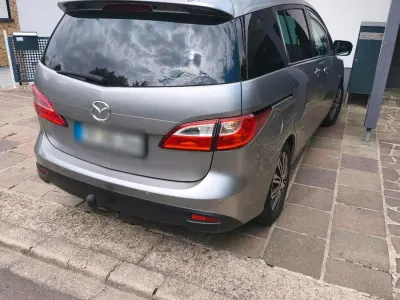 Gebraucht Mazda 5 115 PS (84 kW) 2011 Silber Van / Kleinbus