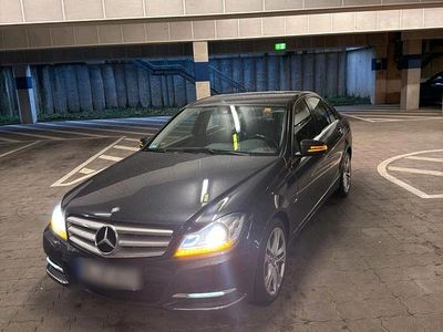 Mercedes C200