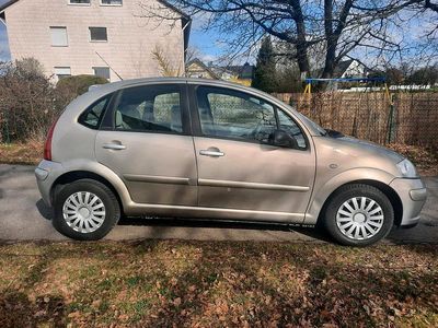Gebraucht Citroën C3 Exclusive 73 PS (53 kW) 2004 Beige Limousine