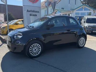 Second-hand Fiat 500e 69 kW (95 CP) 2024 Negru Hatchback