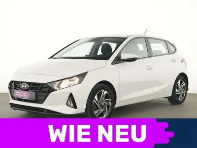 Gebraucht Hyundai i20 Select 84 PS (61 kW) 2022 Atlas white Kleinwagen