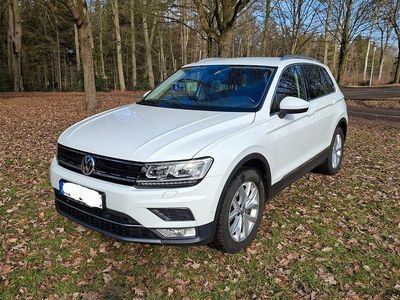 Gebraucht VW Tiguan Comfortline 179 PS (131 kW) 2017 Weiß SUV