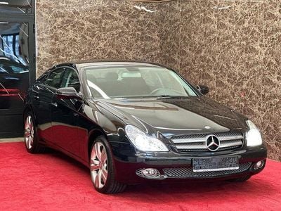Schwarz Gebraucht 2008 Mercedes CLS320 Limousine | 17.490 €