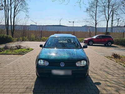 Gebraucht VW Golf IV 116 PS (85 kW) 2001 Grau Kleinwagen