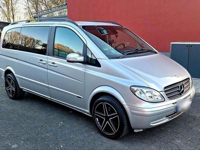 Gebraucht Mercedes Viano 150 PS (110 kW) 2008 Silber Van / Kleinbus