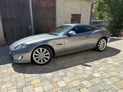 Gebraucht Jaguar XK 385 PS (283 kW) 2012 Grau Coupé