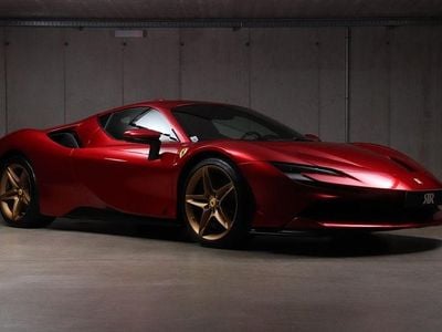 Usata Ferrari SF90 999 CV (734 kW) 2021 Rosso